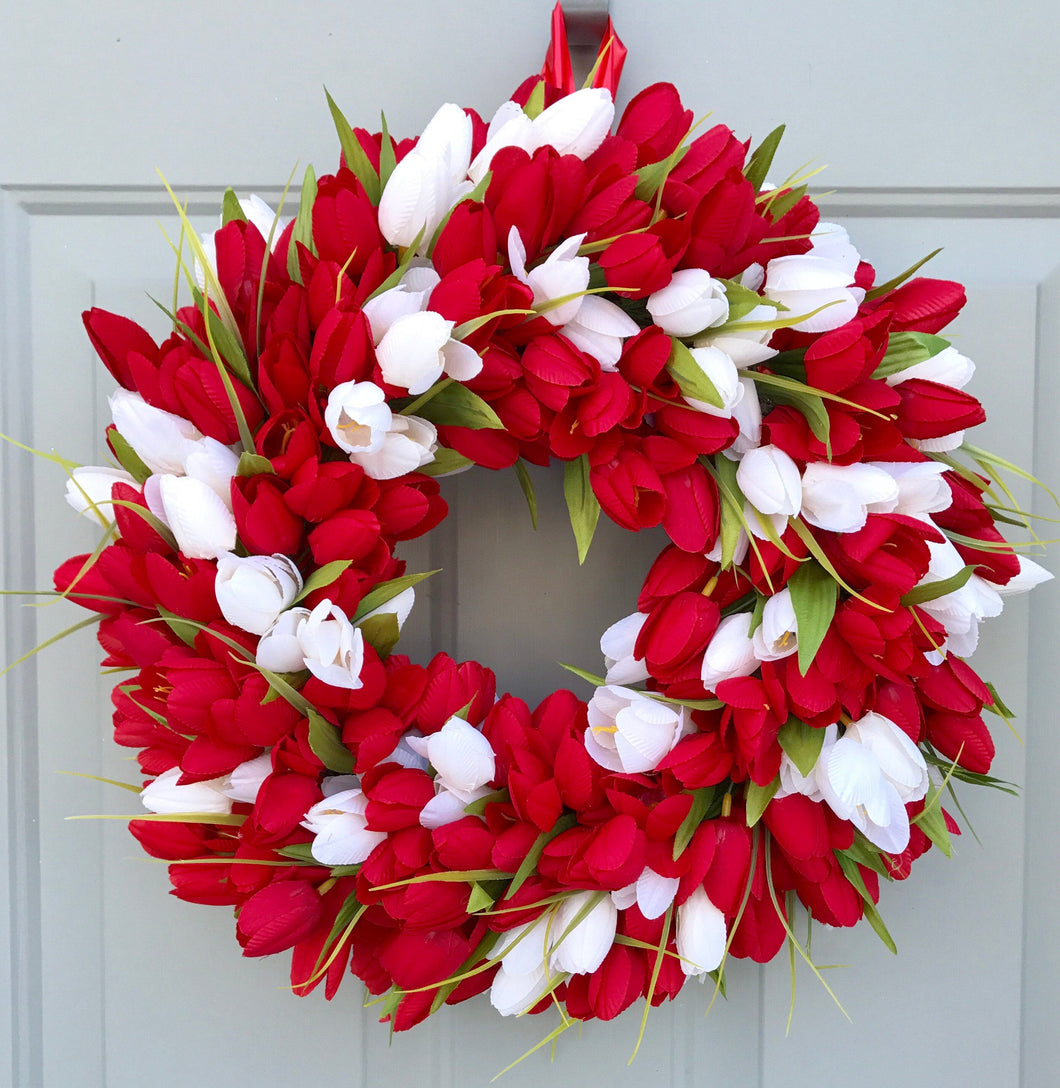 Tulip Wreath, Valentine's Wreath, Spring Summer Tulip Wreath, Red and White Tulips