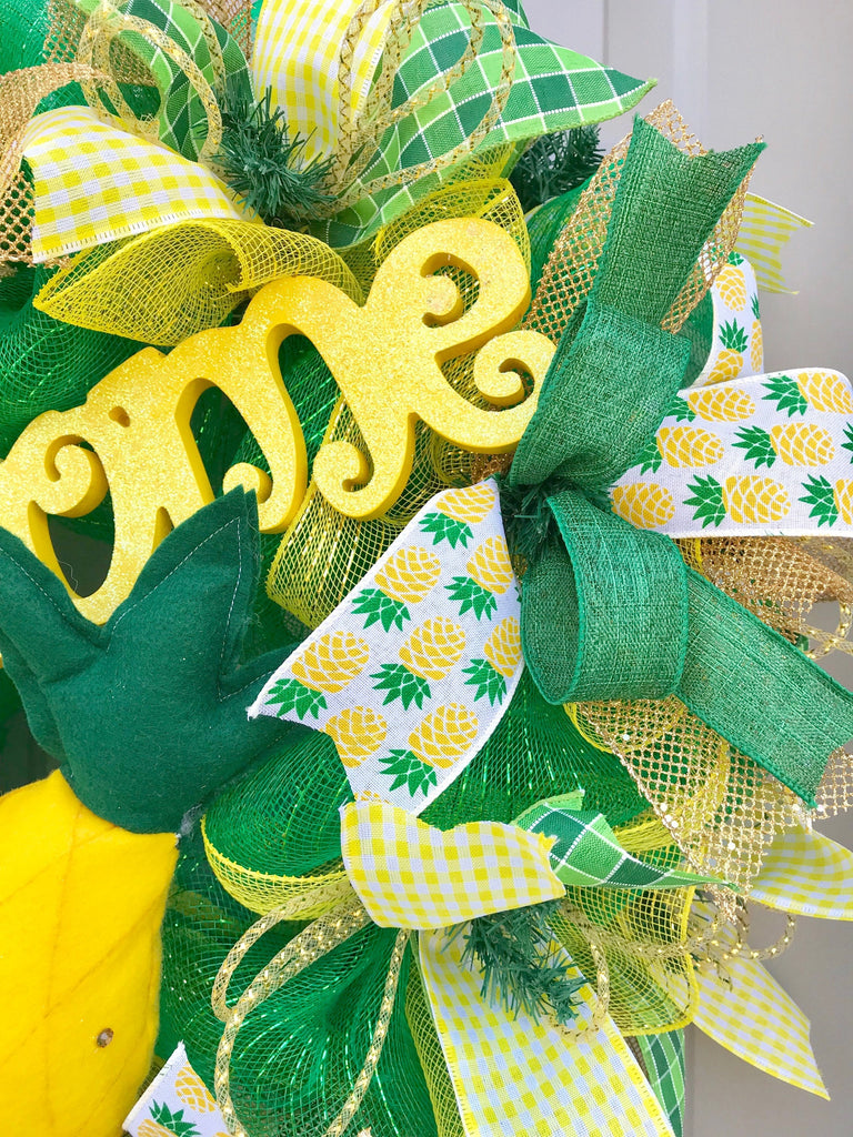 Pineapple 2024 Deco Mesh Wreath