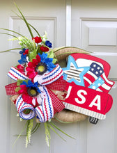 July 4th Red Truck Wreath, Independence Day Decor, Patriotic Rustic Burlap Wreath, Floral July 4th