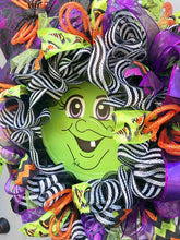 Witch Wreath with Hat and Legs, Halloween Party Theme Witch Hat, Spider Decor for Front Door