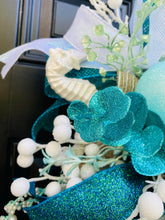 Beach Winter Wreath, Coastal Christmas Wreath, Seashell Holiday Decor, Nautical Front Door Wreath