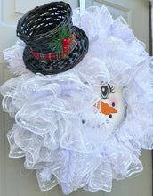 Snowman Deco Mesh Wreath, Christmas Wreath, Red and White Wreath, Top Hat