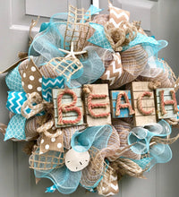 Beach Wreath with Seashells, Beach Burlap Wreath, Beach House Decor, Starfish Decor, Beach Rope