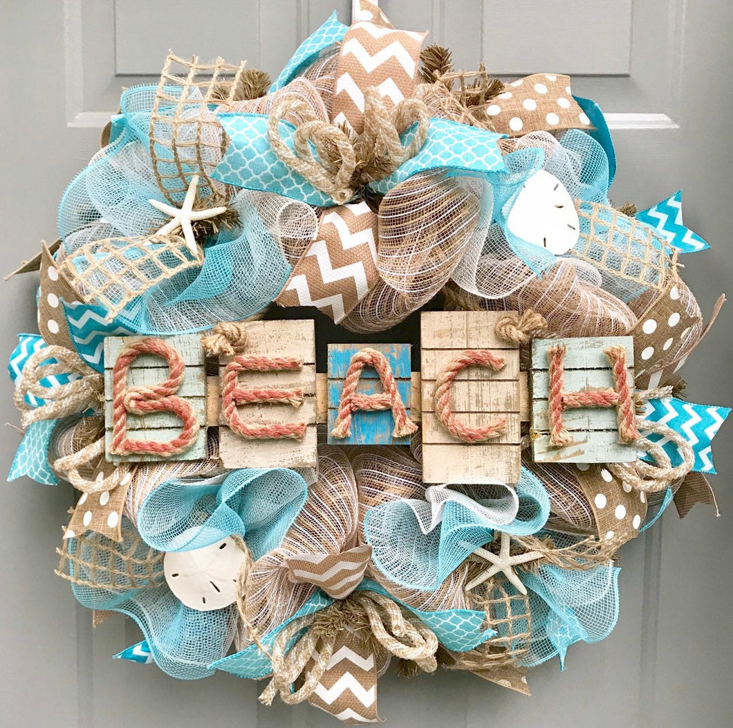 Beach Wreath with Seashells, Beach Burlap Wreath, Beach House Decor, Starfish Decor, Beach Rope