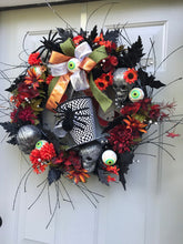 Halloween Skull with Top Hat and Spider Wreath for Front Door, Halloween Theme Party Decor, Spooky Gothic Floral Grapevine